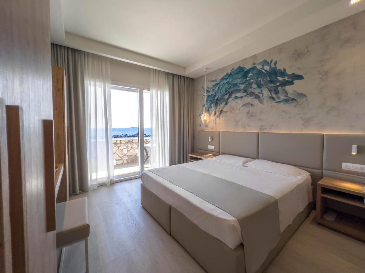 Hotel Rex Ливорно Екстериор снимка